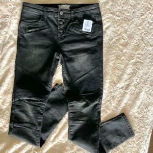 HP🔥 NWT Free People Skinny Black Moto Jeans Sx 27